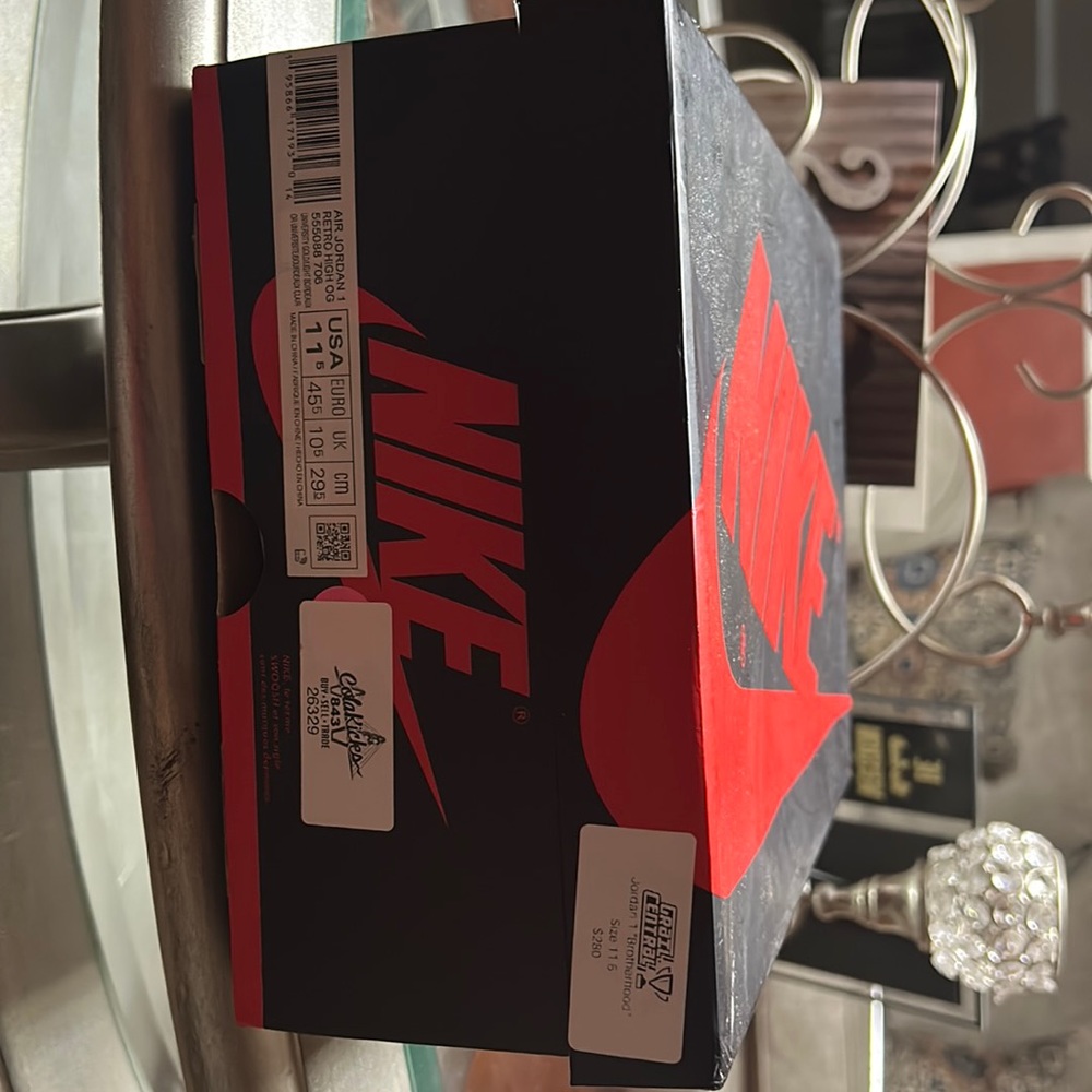 Air Jordan 1 ( Brother hood )